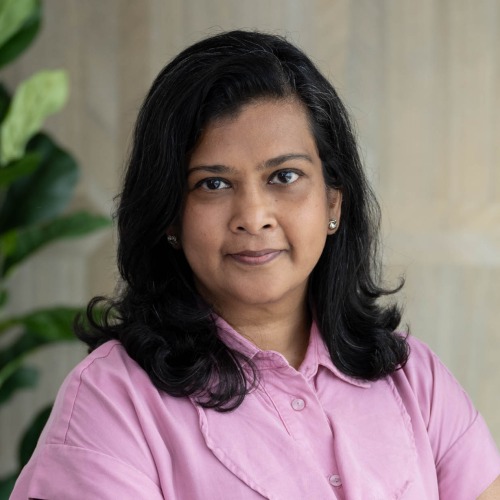 Nadia Afrin's headshot